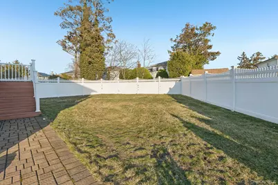 2487 Abbey Lane, Seaford, NY 11783 - Photo 30