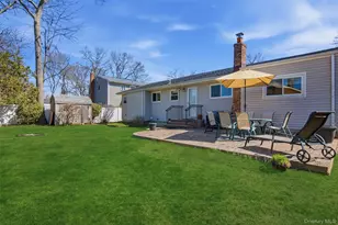 64 Avenue D, Holbrook, NY 11741 - Photo 30