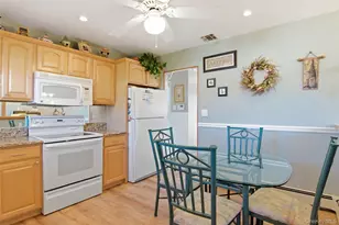 64 Avenue D, Holbrook, NY 11741 - Photo 22