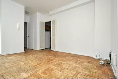 281 Garth Road #B3D, Scarsdale, NY 10583 - Photo 12