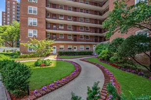 97-10 62nd Dr, Rego Park, NY 11374 - Photo 18