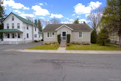 10 Bartlett Street, Ellenville, NY 12428 - Photo 1