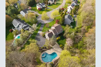 3060 Dahlia Court, Yorktown Heights, NY 10598 - Photo 2