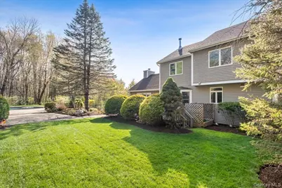3060 Dahlia Court, Yorktown Heights, NY 10598 - Photo 46