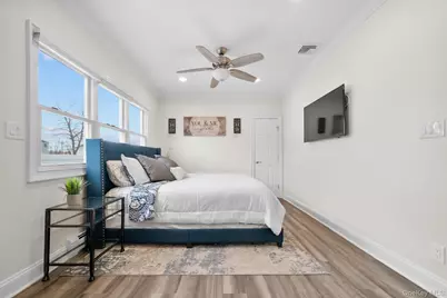 145 Ecker Avenue, West Babylon, NY 11704 - Photo 6