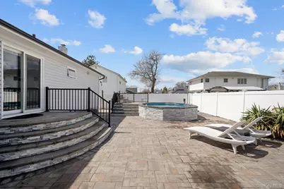 145 Ecker Avenue, West Babylon, NY 11704 - Photo 8