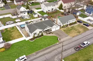 145 Ecker Ave, West Babylon, NY 11704 - Photo 18