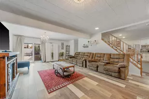 2 Drake Ln, Levittown, NY 11756 - Photo 12