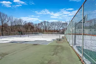 22 Kiowa Ct, Coram, NY 11727 - Photo 16