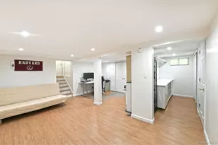 53 Stuart Dr, Syosset, NY 11791 - Photo 18