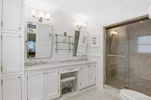 44 Fort Hill Rd, Huntington, NY 11743 - Photo 16