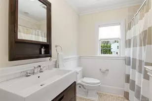 44 Fort Hill Rd, Huntington, NY 11743 - Photo 18