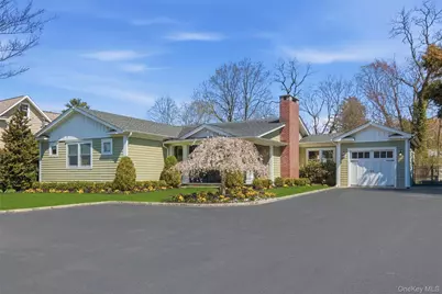 44 Fort Hill Road, Huntington, NY 11743 - Photo 2