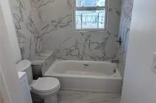 862 Station Pl, Woodmere, NY 11598 - Photo 8