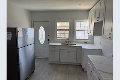 862 Station Place, Woodmere, NY 11598 - Photo 6