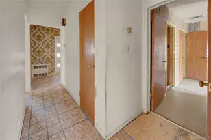 197 Delaware Ave, Freeport, NY 11520 - Photo 14