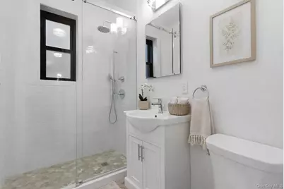 242 Bronxville Road #E2, Bronxville, NY 10708 - Photo 16