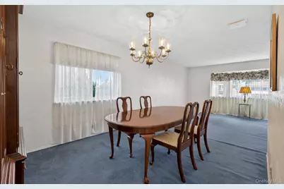 17 Peacock Lane, Commack, NY 11725 - Photo 6