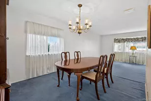 17 Peacock Ln, Commack, NY 11725 - Photo 6