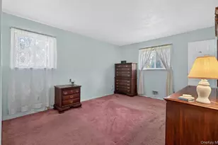 17 Peacock Ln, Commack, NY 11725 - Photo 14