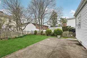 25 Adelaide St, Floral Park, NY 11001 - Photo 20