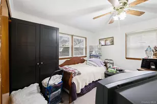 25 Adelaide St, Floral Park, NY 11001 - Photo 12
