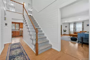 22 Blossom Hill Dr, Marlboro, NY 12542 - Photo 6