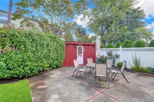 54 Nugent St, New Hyde Park, NY 11040 - Photo 28