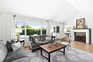 31 Club Ln, Remsenburg, NY 11960 - Photo 2