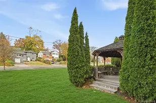 2222 Boston Post Rd, Larchmont, NY 10538 - Photo 36