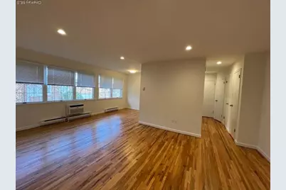 56 Sintsink Drive E #I, Port Washington, NY 11050 - Photo 4