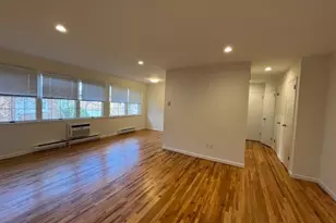 56 Sintsink Dr E, Port Washington, NY 11050 - Photo 4