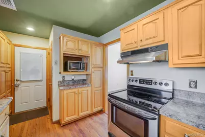 2 Rhonda Lane, Farmingdale, NY 11735 - Photo 6