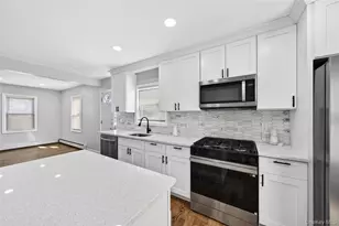 24 Madison Ave, Hempstead, NY 11550 - Photo 4