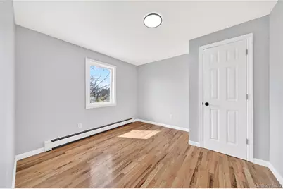 24 Madison Avenue, Hempstead, NY 11550 - Photo 6