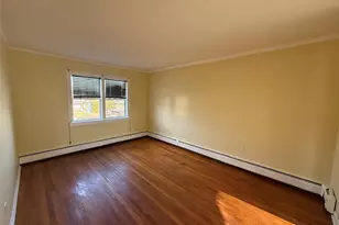 62 Talmadge St, Poughkeepsie, NY 12601 - Photo 2