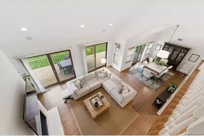 441 S Country Road, Patchogue, NY 11772 - Photo 10