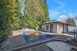 40-19 218th St, Bayside, NY 11361 - Photo 18