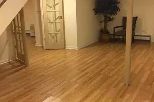 406 Plainview Rd, Hicksville, NY 11801 - Photo 14