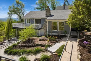 18 Pleasant Rd, Lake Peekskill, NY 10537 - Photo 2