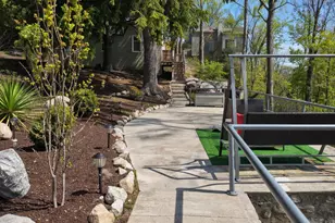 18 Pleasant Rd, Lake Peekskill, NY 10537 - Photo 6