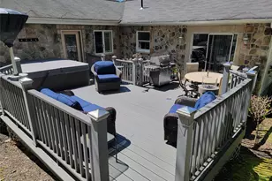 25 Cocoa Ln, Newburgh, NY 12550 - Photo 30
