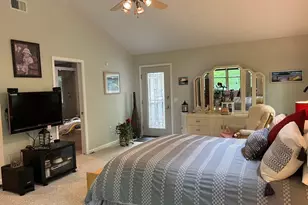 25 Cocoa Ln, Newburgh, NY 12550 - Photo 20