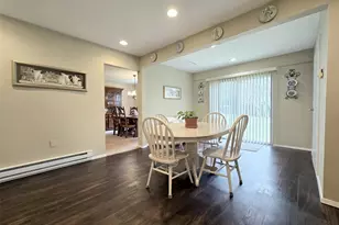 22 Freemont Ln, Coram, NY 11727 - Photo 8