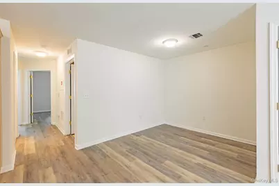 105 Flurry Lane, West Babylon, NY 11704 - Photo 6