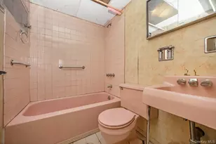 61-43 75th Pl, Middle Village, NY 11379 - Photo 22