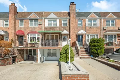 61-43 75th Place, Middle Village, NY 11379 - Photo 1