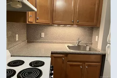 101 Maple Avenue, Sea Cliff, NY 11579 - Photo 6