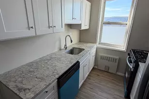 709 Waburton Ave, Yonkers, NY 10701 - Photo 4