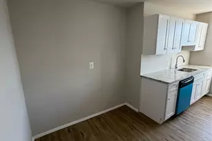 709 Waburton Ave, Yonkers, NY 10701 - Photo 6